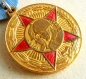Die Medaille 50 Jahre Streitkräfte der UdSSR