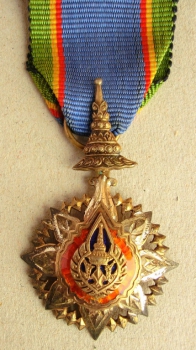 Der Orden der Krone von Thailand. Ritter  5 Class. 2. Type