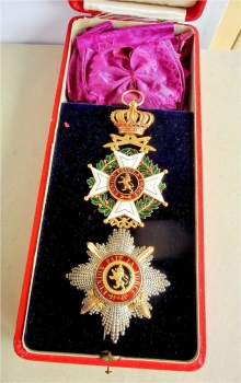 Der Orden von Leopold, Gro�kreuz mit Schwertern, Gold 130g (Model 1845)