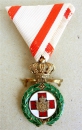 Red Cross Decorations Type I (with coat of arms and years)